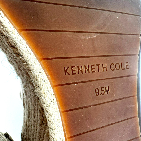 KENNETH COLE Women's 9.5 Olivia T-Strap Leather‎ Beige Espadrille Wedge Sandals - Picture 7 of 9